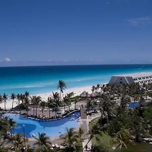 Oasis Lite **** Cancun