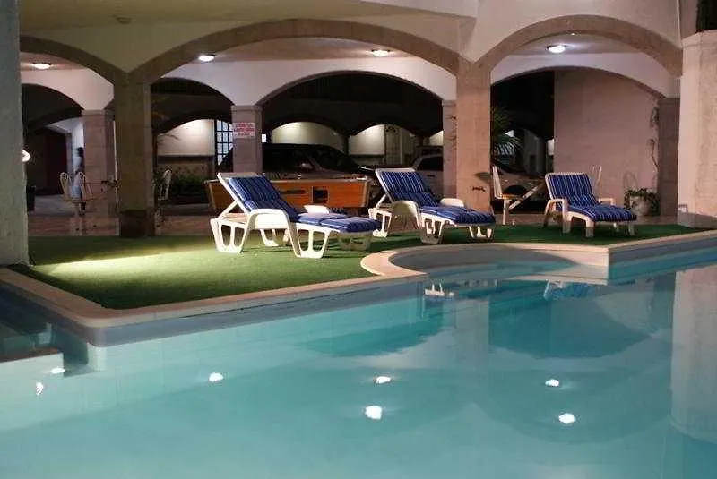 Hacienda De Castilla Cancún Hotell
